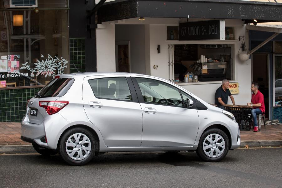  Toyota Yaris Ascent 2017 года  (AU) (фото 2 из 4)